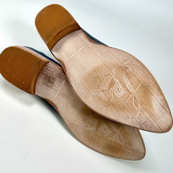 Free People Royale Flat Leather Cut Out Shoe in Indigo - Picture 10 of 16